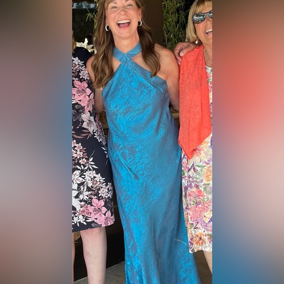 Size 10 stunning gown by Aidan Maytox - Picture 10 of 10